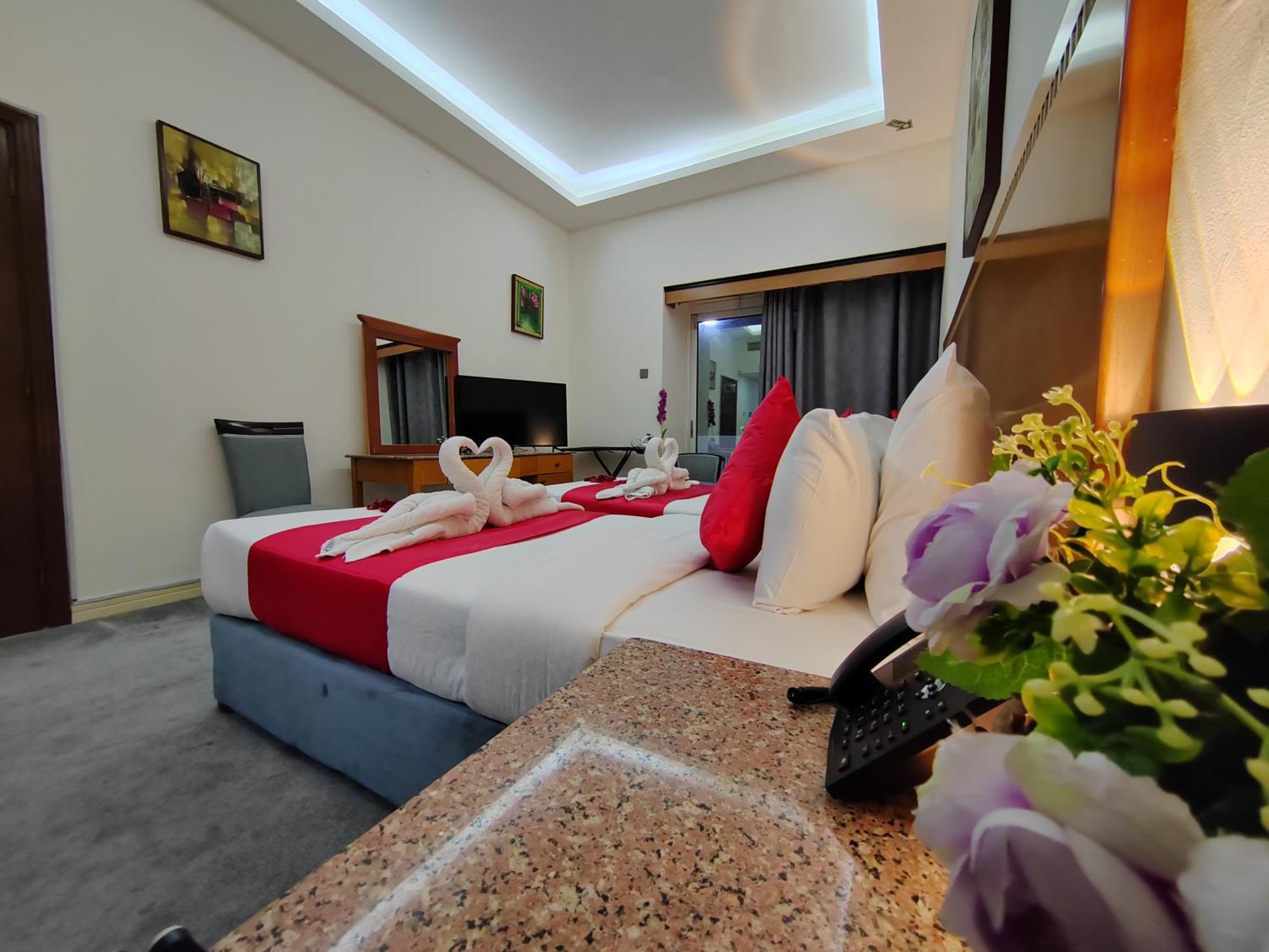 Le Paradise Palace Hotel ดูไบ ภายนอก รูปภาพ