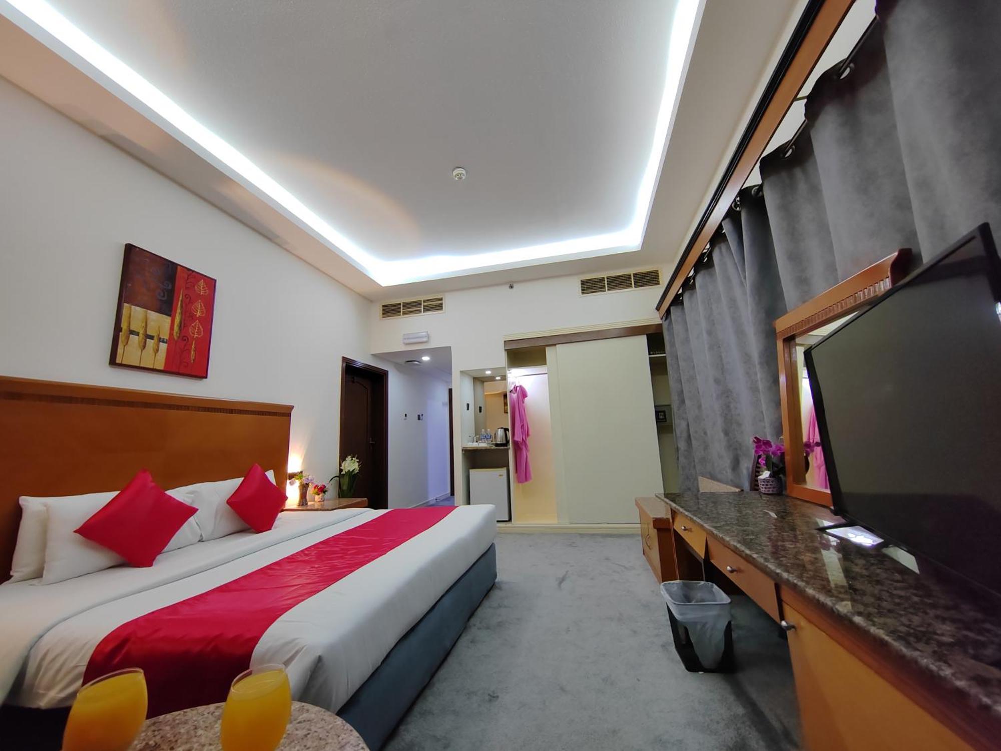 Le Paradise Palace Hotel ดูไบ ภายนอก รูปภาพ
