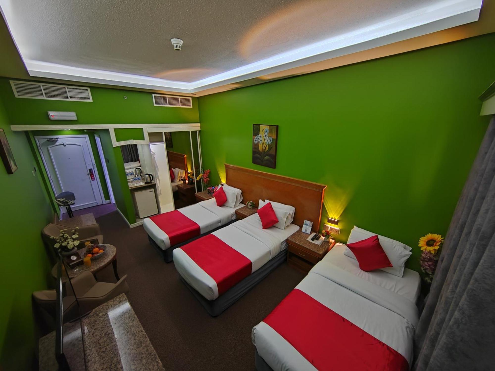 Le Paradise Palace Hotel ดูไบ ภายนอก รูปภาพ